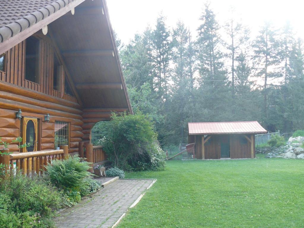 Hitching Post Resort Kelowna Bilik gambar