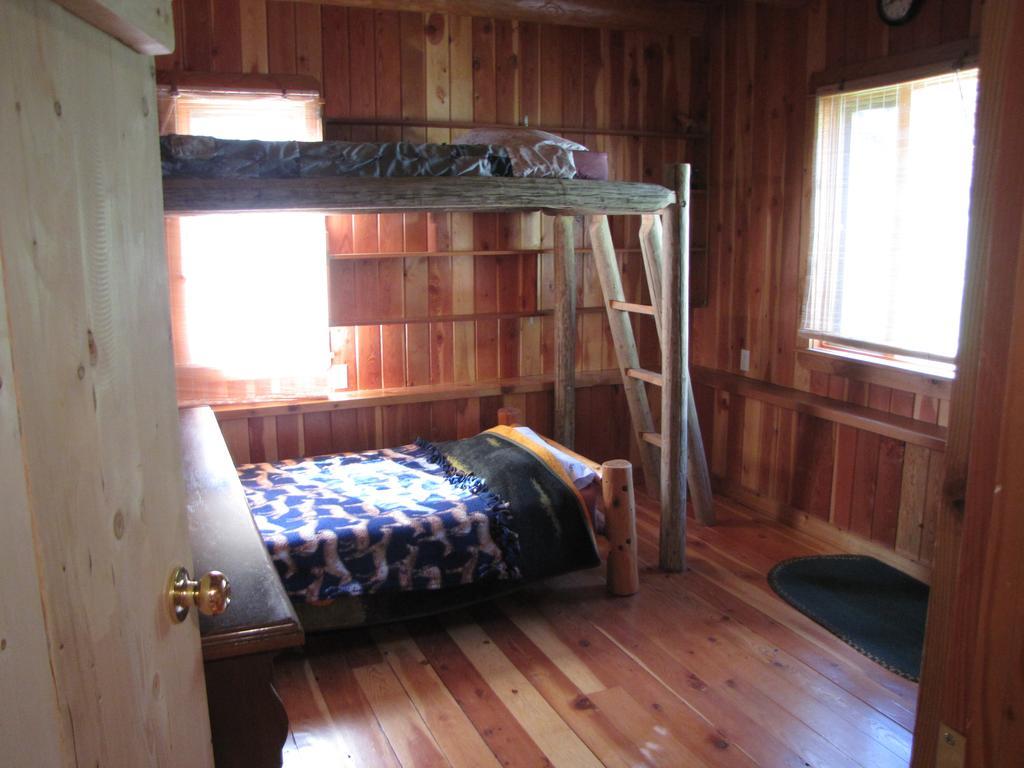 Hitching Post Resort Kelowna Luaran gambar