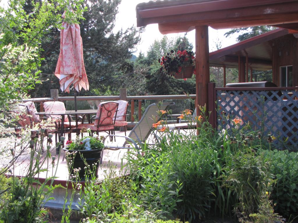 Hitching Post Resort Kelowna Luaran gambar